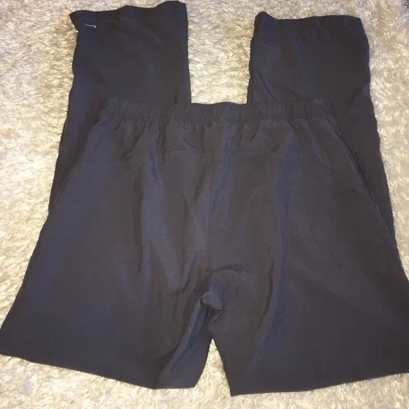 🔸 Nike Casual Microfiber Pants - Picture 2 of 5
